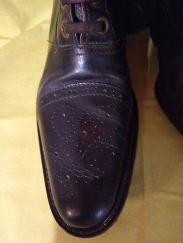 ženske haljine za svaki dan: Braon čizmice br. 40,sve koža,1900 din nošene . Crvene — 2