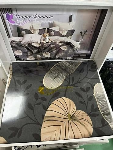 tac posteljina novi pazar: Prekrivač za krevet sa cvetnim dezenom, dostupan u sivim i belim — 6