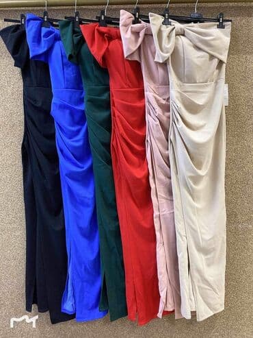 Women's Clothing: Cena-2000 din — 3