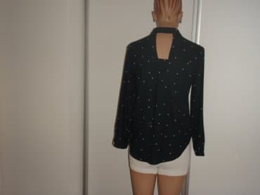 Kosulja Italy 38 pamuk, tamno zelena sa belim tufnama. Sirina ramena — 2