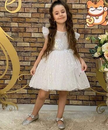 Veličine 3/4 4/5
Haljina cena 3350 din
Bundica cena 1950din na lalafo.rs Veličine 3/4 4/5
Haljina cena 3350 din
Bundica cena 1950din