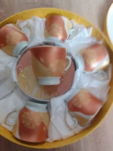 The Turks: Šoljice nove u kutiji prelepe za vise informacija javite se saljem — 3