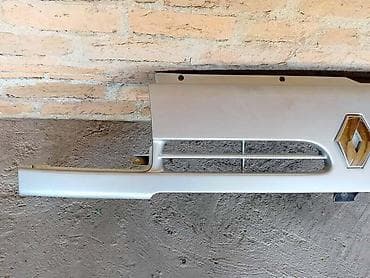 Karoserija: MASKA IZMEDJU FAROVA | Maska izmedju farova Renault Master 3 ===== — 2