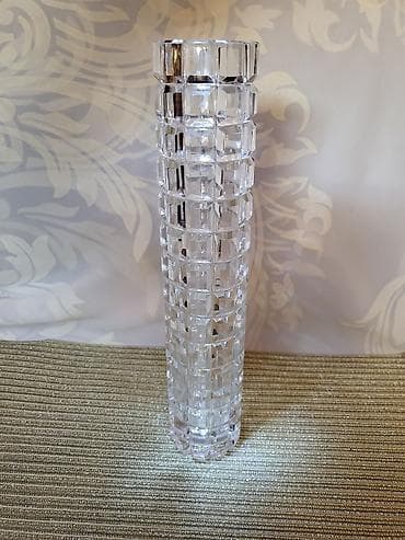 Vaza kristal,led kristal Austrija 1960te.god. Vaza kristal,led na lalafo.rs Vaza kristal,led kristal Austrija 1960te.god. Vaza kristal,led