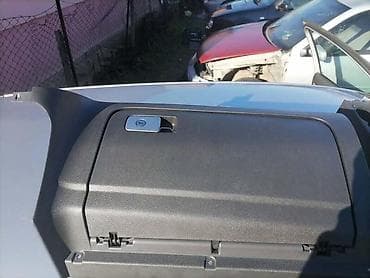 KASETA KABINE GOLF 5 ZA VOLKSWAGEN GOLF 5 | Delovi za golfa 5 na lalafo.rs KASETA KABINE GOLF 5 ZA VOLKSWAGEN GOLF 5 | Delovi za golfa 5