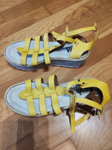 kozne mokasine sa debelim djonom: Sandals, 40 — 2