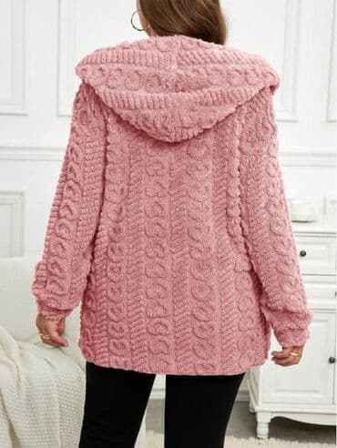 lutka za izlaganje: Cena 2900din Vel 0XL,1XL,2XL,3XL,4XL Poručuje se, isporuka za nedelju — 18