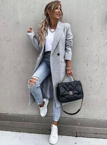new yorker нови пазар слике: L. 10. Kaputi 
3.600 dinara — 3