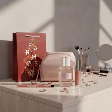 Skin care: Farmasi poklon set – blagdanska kolekcija za usne i miris Sadrži: - — 1