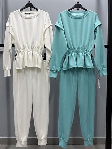 helanke za odrasle: Top komplet- trenerka za žene – bluza i donji deo
3200din
S M L — 3