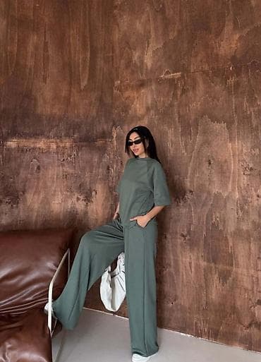 Komplet široke pantalone visokog struka na lastiz i bocnim dzepovima