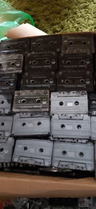 vil i grejs online sa prevodom: Nove kasete narodne muzike 50din komad — 10