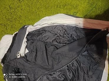 bela kapa: Jakna velicina L, bez tragova nosenja. Duzina 71 Rukavi mereno od — 8