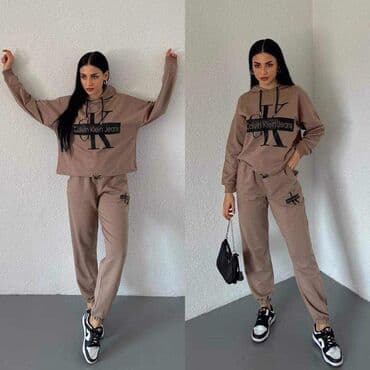 Women's Clothing: Veličina od S do 2XL
Cena 4500 din — 3