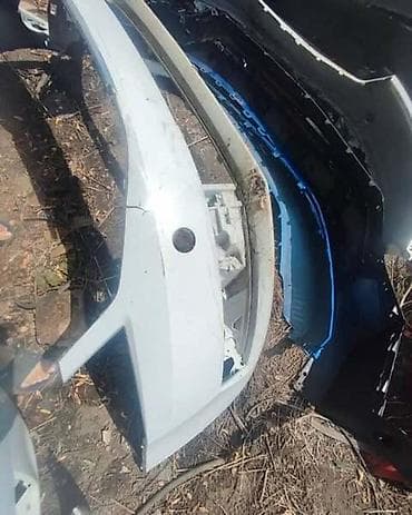 biznis sa kombijem: PREDNJI BRANIK OSTECEN ZA ŠKODA OCTAVIA | skoda octavia prednji — 4