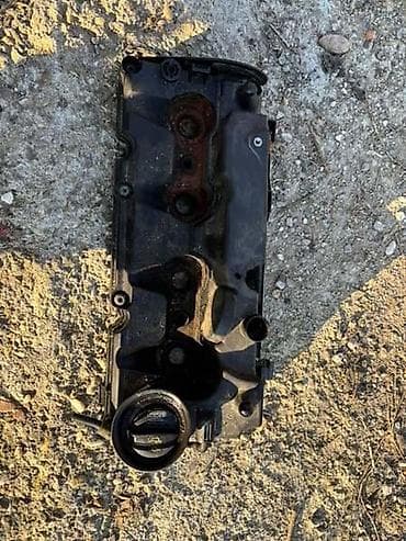 oglasi za motore: POKLOPAC VENTILA(DEKLA)2.0 TDI ZA VOLKSWAGEN GOLF 7, PASSAT B8 OD — 1