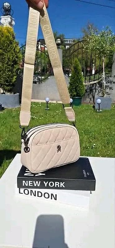tiffani torbe: Torba 4500 din 
💋 — 2