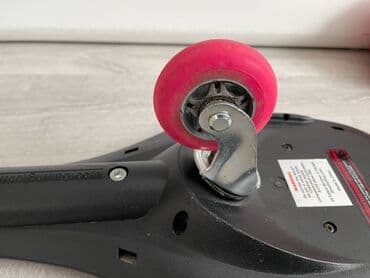 i robot sa prevodom: Waveboard br.7, uvoz Svajcarska — 5