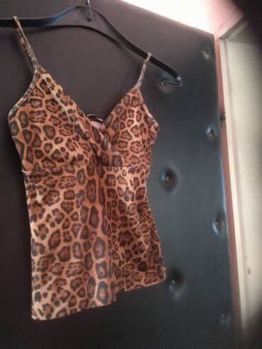 elegantni topovi: 300 dinara — 1