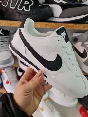 nike air command: 41 — 4