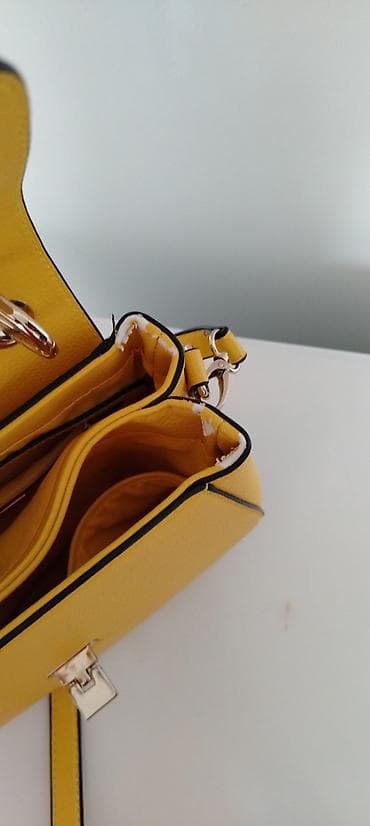 mona bela torbica: Prelepa ORSAY žuta torba, sa dužim kaišem i više predgrada iznutra. Na — 5