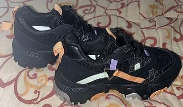balenciaga serbia: Patike za trčanje/treking – broj 36 - Boja: crna sa detaljima u — 2