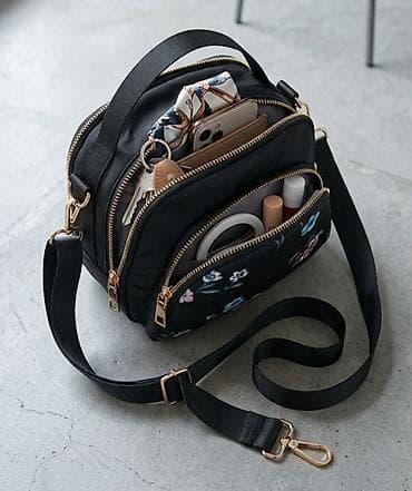 Kompaktna ženska crossbody torba sa više pregrada - Materijal: glatka