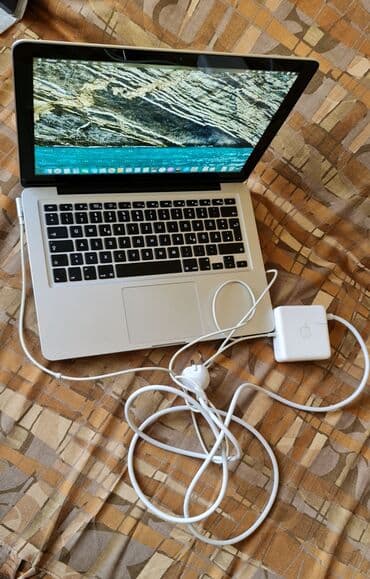 Apple: Laptop notebuk iphon top stanje sve radi sa orginalnim punjacem — 1