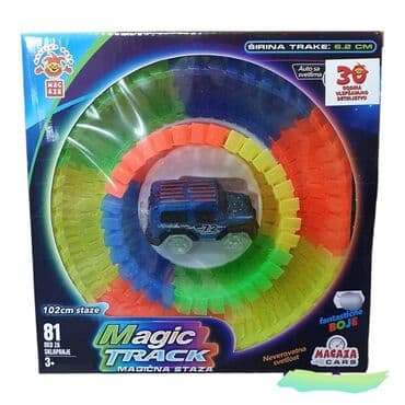 Rasprodaja 
magična staza +mac+6 dinosaurusa 
cena 2500rsd