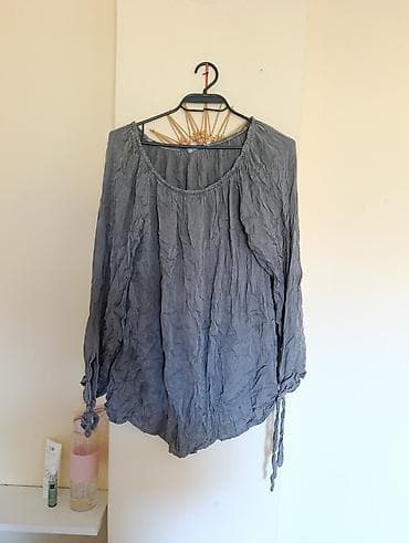 guess kosulja: Siva ženska bluza širokog, ležernog kroja. Lagana, naborana tkanina sa — 1