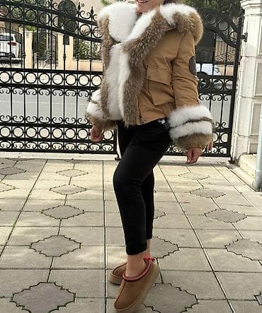 Nove nepromočive parke sa prirodnim bogatim krznom, najnoviji model at lalafo.rs Nove nepromočive parke sa prirodnim bogatim krznom, najnoviji model