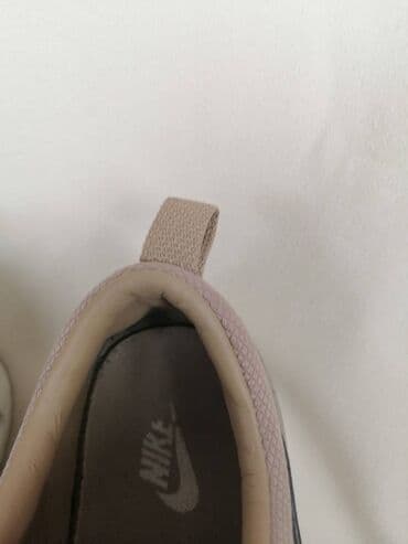 moderne cizme za zimu 2022: Nike, 38.5, color - Beige — 4