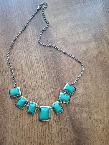 paterson satovi cena: Ogrlica sa tirkiznim pravougaonim kamenčićima - Elegantan lanac u — 1