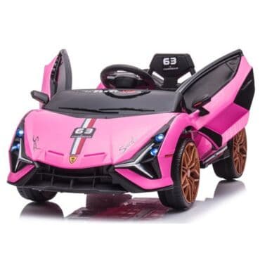 auto na daljinski za devojcice: Sa ovim modelom će svako biti primećen Sportski i elegantan Mnogo — 1