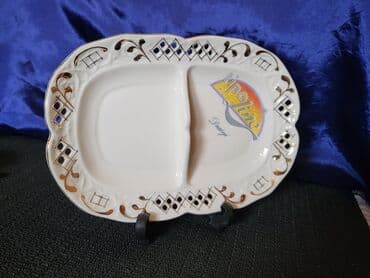 zemljane posude: Tanjir fena porcelan Nemacka 70te. Tanjir podeljen na dva dela,bez — 1
