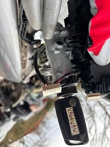multimedija za kola: KONTAKT BRAVA ZA VOLKSWAGEN GOLF 7 — 2