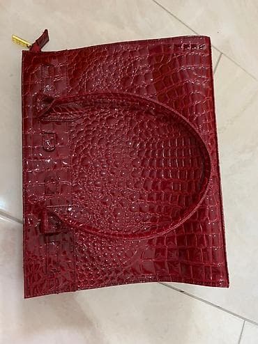 Lične stvari: Za sve info javite mi se
Jako kvalitetna torba — 3