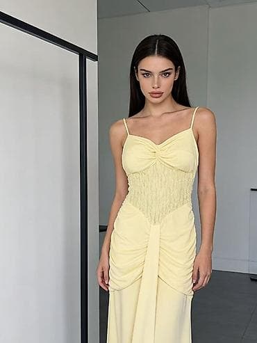 haljina 46: 🔥Elegantna maxi haljina sa čipkastim korzetom i naborima
✅2700 din — 4