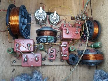 multimedija za bmw e90: Skretnice 400w; 8 oma+Potovi=par par trosistemskih ispravnih skretnica — 1