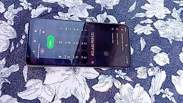 telefoni sa dve kartice: Xiaomi Redmi pametni telefon – bela boja - Ekran: veliki „punch‑hole“ — 4