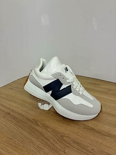 replay duboke patike: New Balance Clasic
3600
 36-41
K💜 — 4