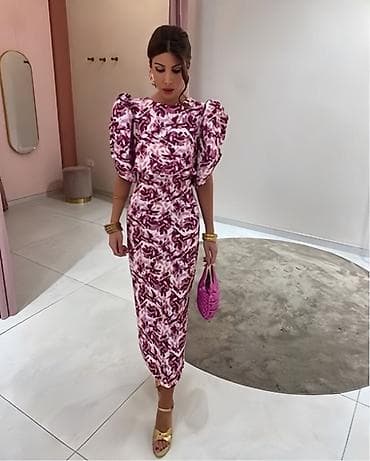 Haljine: 💫Elegantna midi haljina sa puf rukavima
✅2600 din — 5