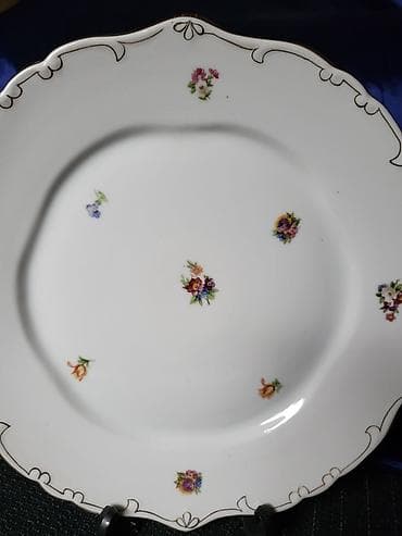 Stare vaze i dekor: Tanjir Hollohaza iz 1949 do 1970.godine,madjarski porcelan — 4
