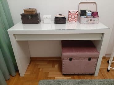 ikea vitrine i komode: Toaletni stocic iz Ikee. Bukvalno nov. Prodaje se zbog selidbe — 2