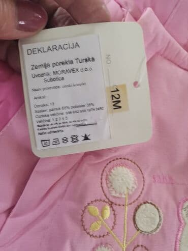 Šortsevi: Nov zimski skafander za bebe sa etiketom i deklaracijom — 2