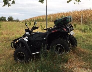 auto delovi backa palanka: Qvad kofer sa bravom i tri kopče Univerzalan u ok stanju lako — 2