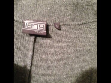 kaputi hm: Muski sako / kardigan Lep, moderan, u odlicnom stanju, odgovara — 2