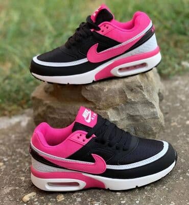 balanciaga patike: Nike air max 2 patike 

Novo
Brojevi 36 do 41

fb Moja Kupovina 1 — 5