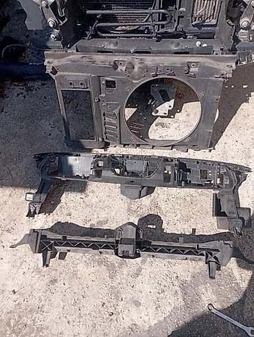 nosivost vozila: PRSA ZA PEUGEOT 3008 | Polovini delovi za Peugeot 3008 Delovi — 1