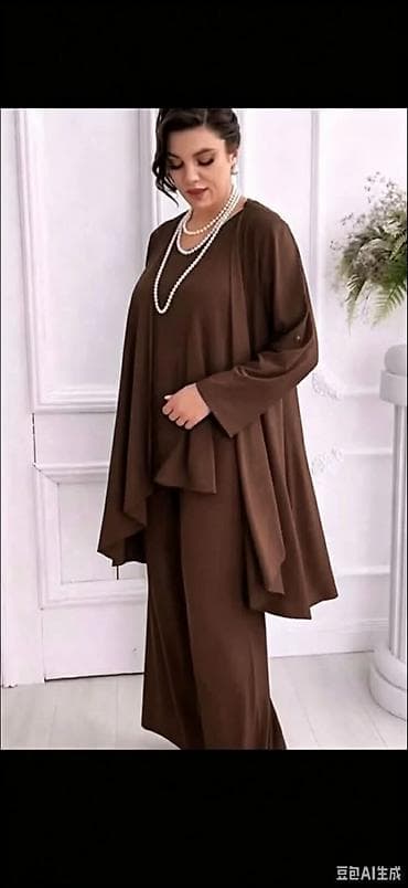 vogeli nova kolekcija: Elegantni damski komplet – tunika + široke pantalone - Model — 1